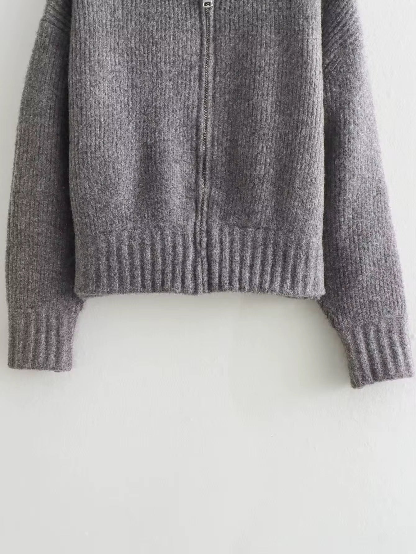 CARDIGAN ZIPPÉ EN MAILLE ÉPAISSE