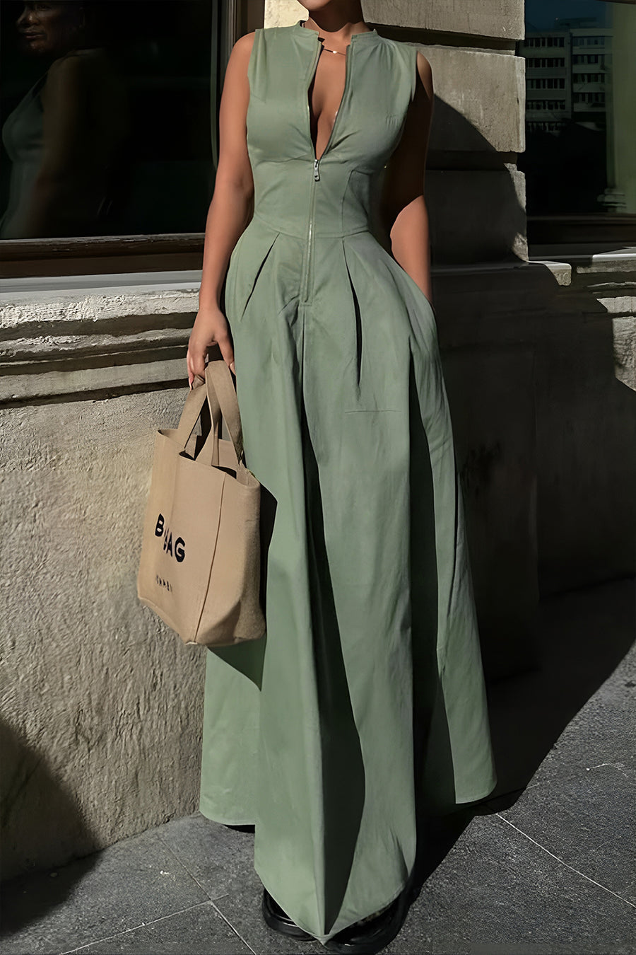 ROBE ZIPPÉE À TAILLE ÉLASTIQUÉE