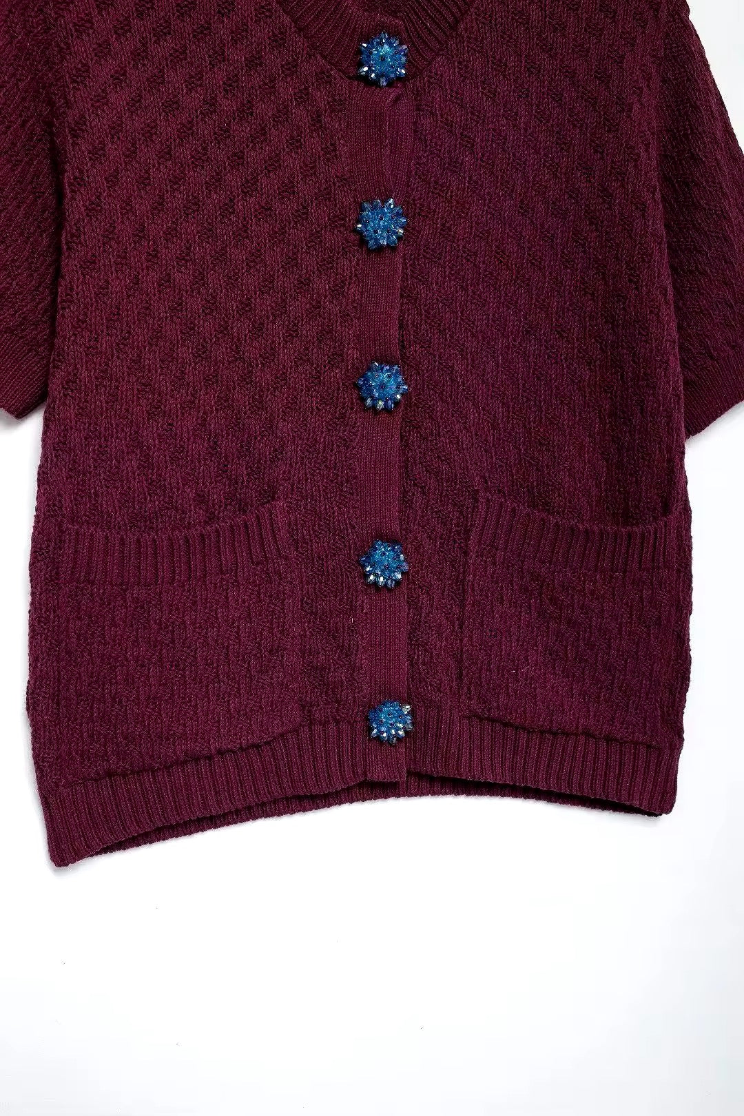 CARDIGAN TEXTURÉ À BOUTONS ORNEMENTAUX