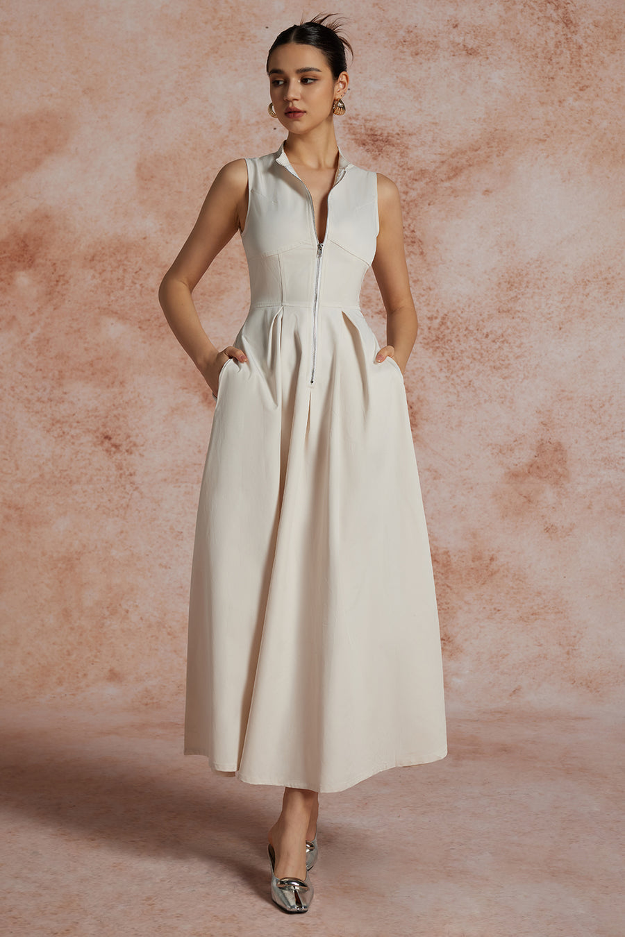 ROBE ZIPPÉE À TAILLE ÉLASTIQUÉE