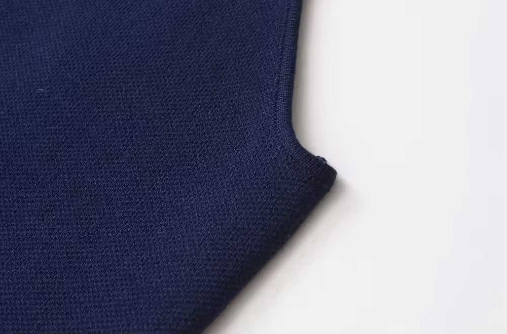 GILET IN MAGLIA CON SCOLLO A V