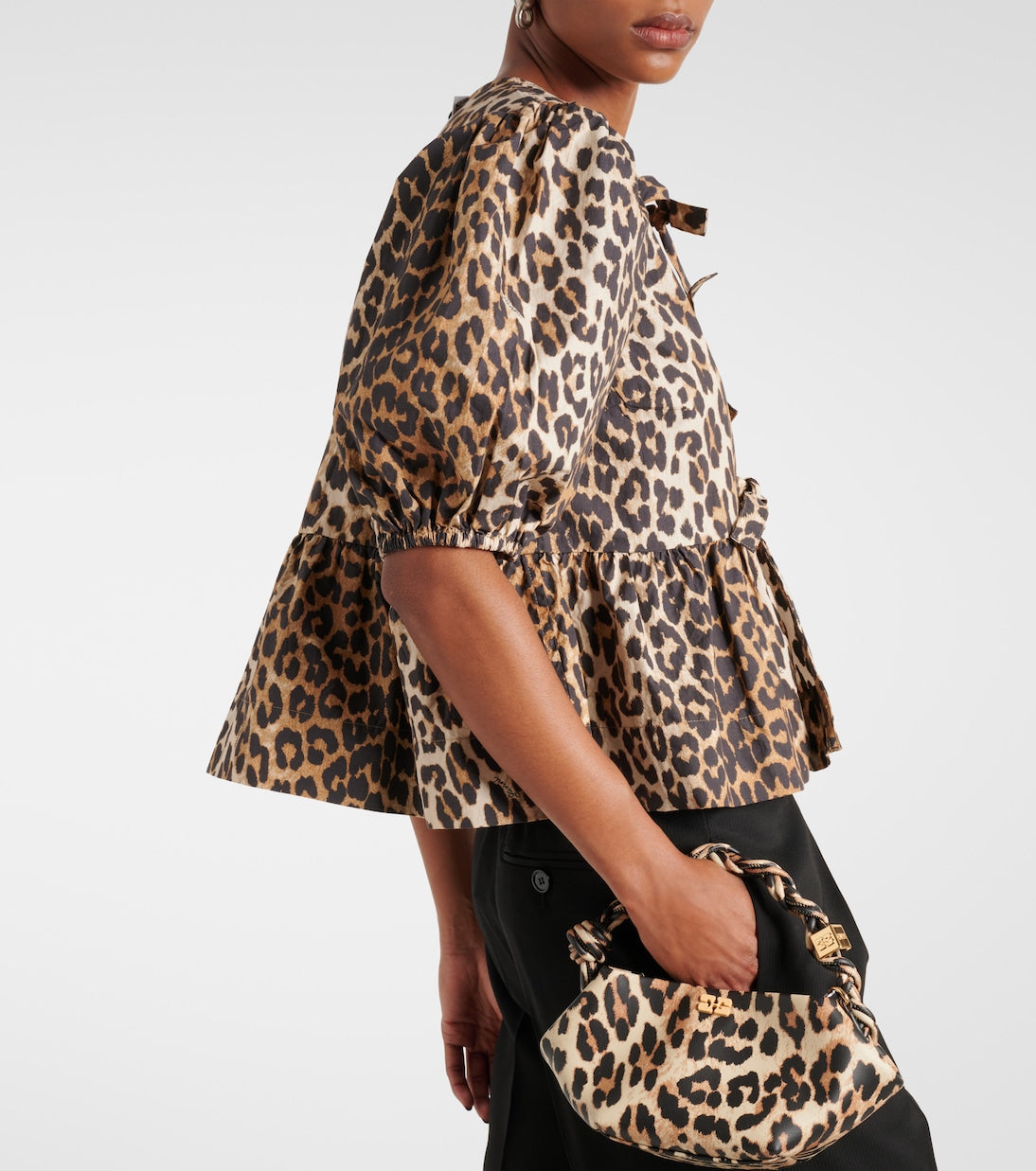 Leopard print shirt • Women