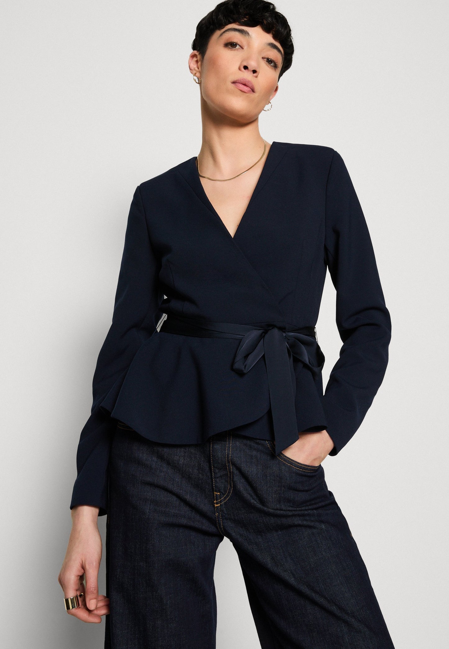BLAZER CROISÉ À CEINTURE