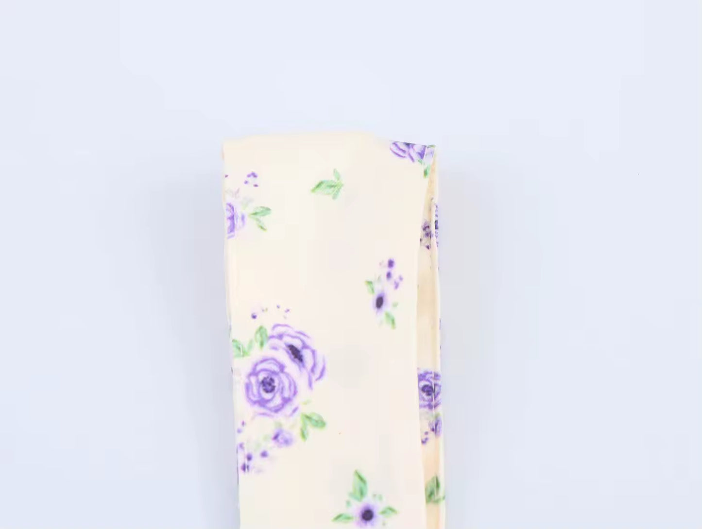 ROBE À FLEURS À BRETELLES ÉPAISSES