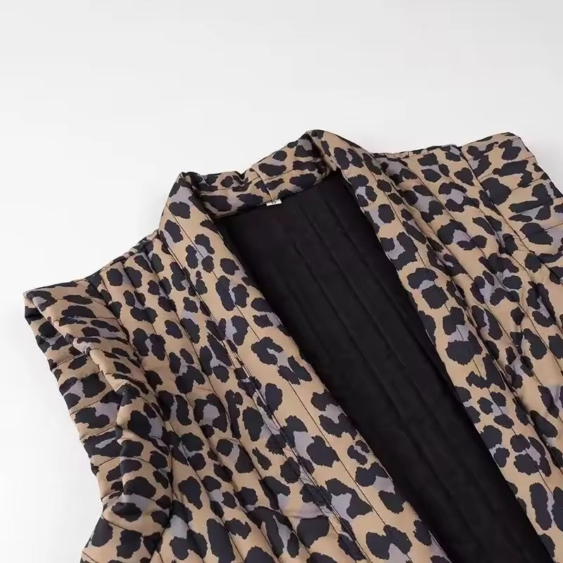 VESTE SANS MANCHES IMPRIMÉE LÉOPARD