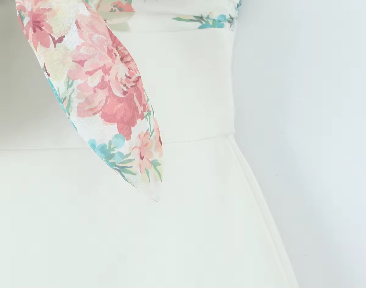 ROBE BUSTIER À NŒUD FLEURI