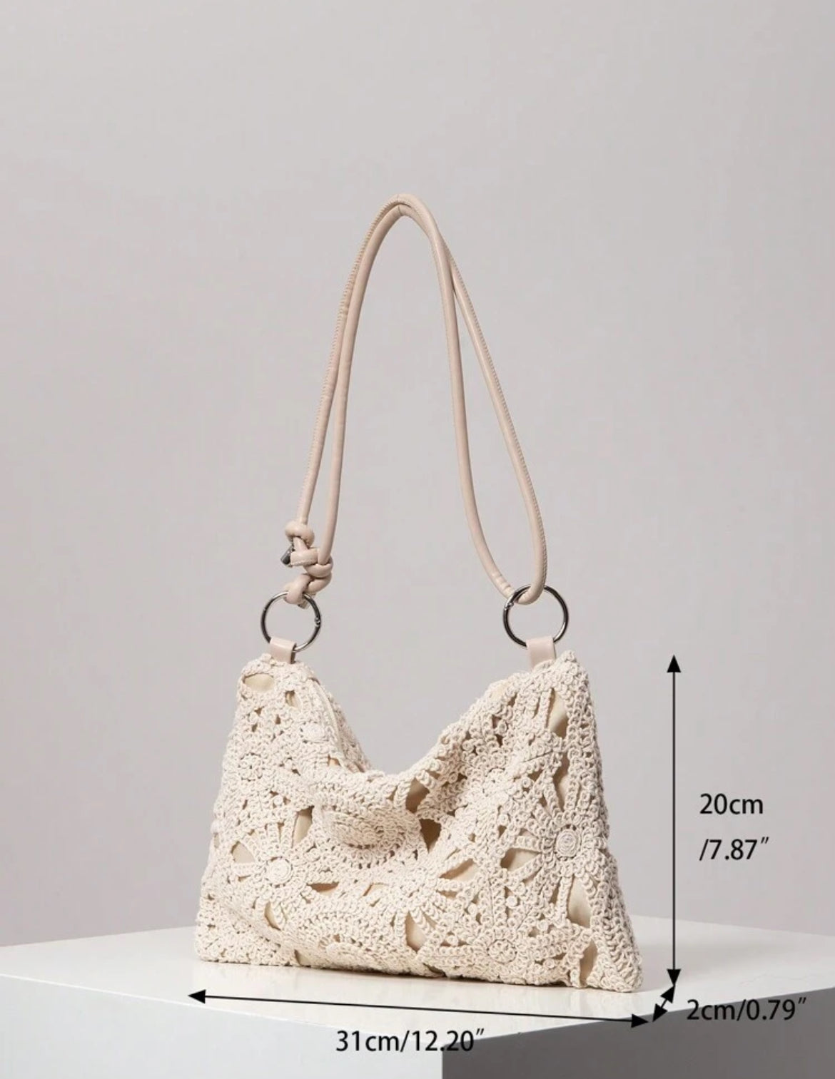 SAC À MAIN TRESSÉ À MOTIF FLORAL