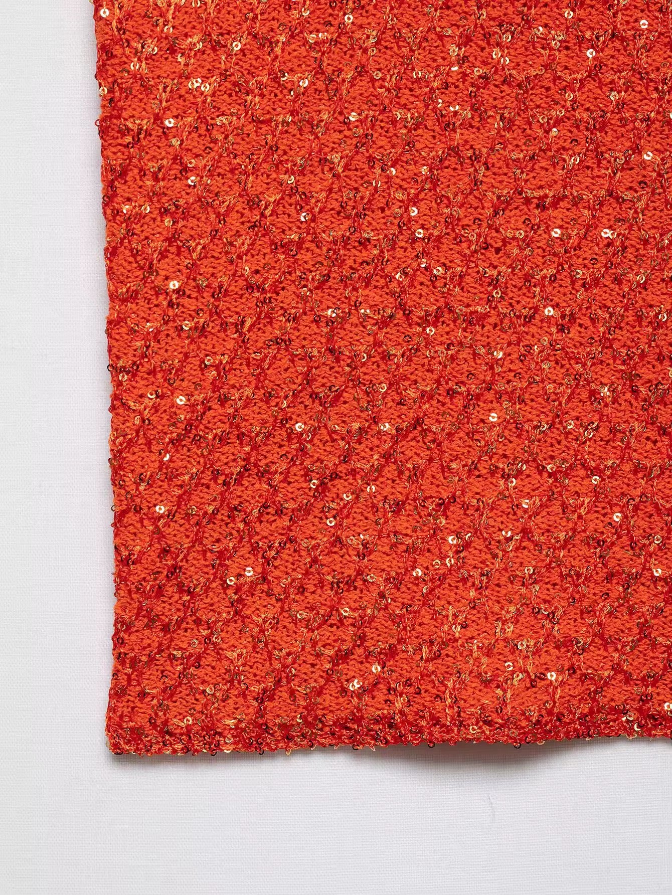 TOP EN MAILLE À SEQUINS