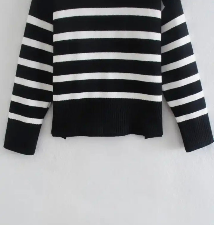PULL MARINIÈRE À COL MONTANT