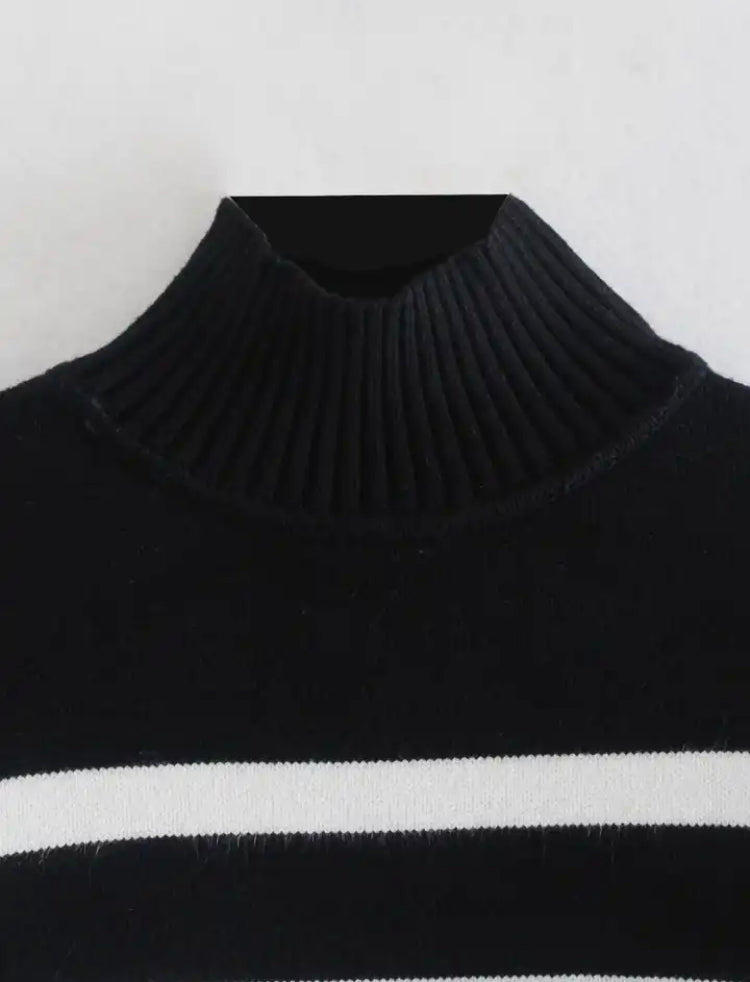 PULL MARINIÈRE À COL MONTANT