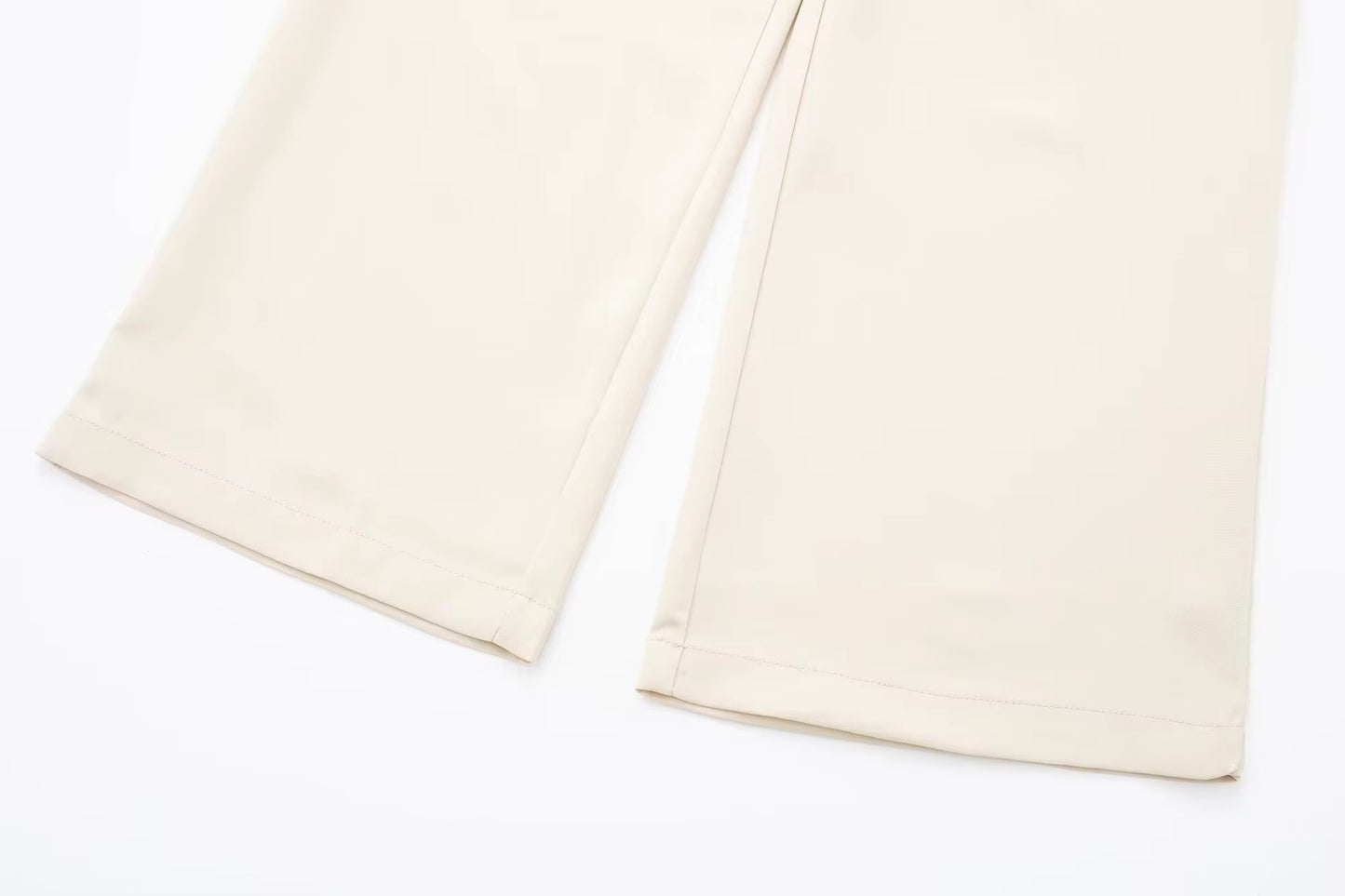PANTALON LARGE PLISSÉ AJUSTABLE