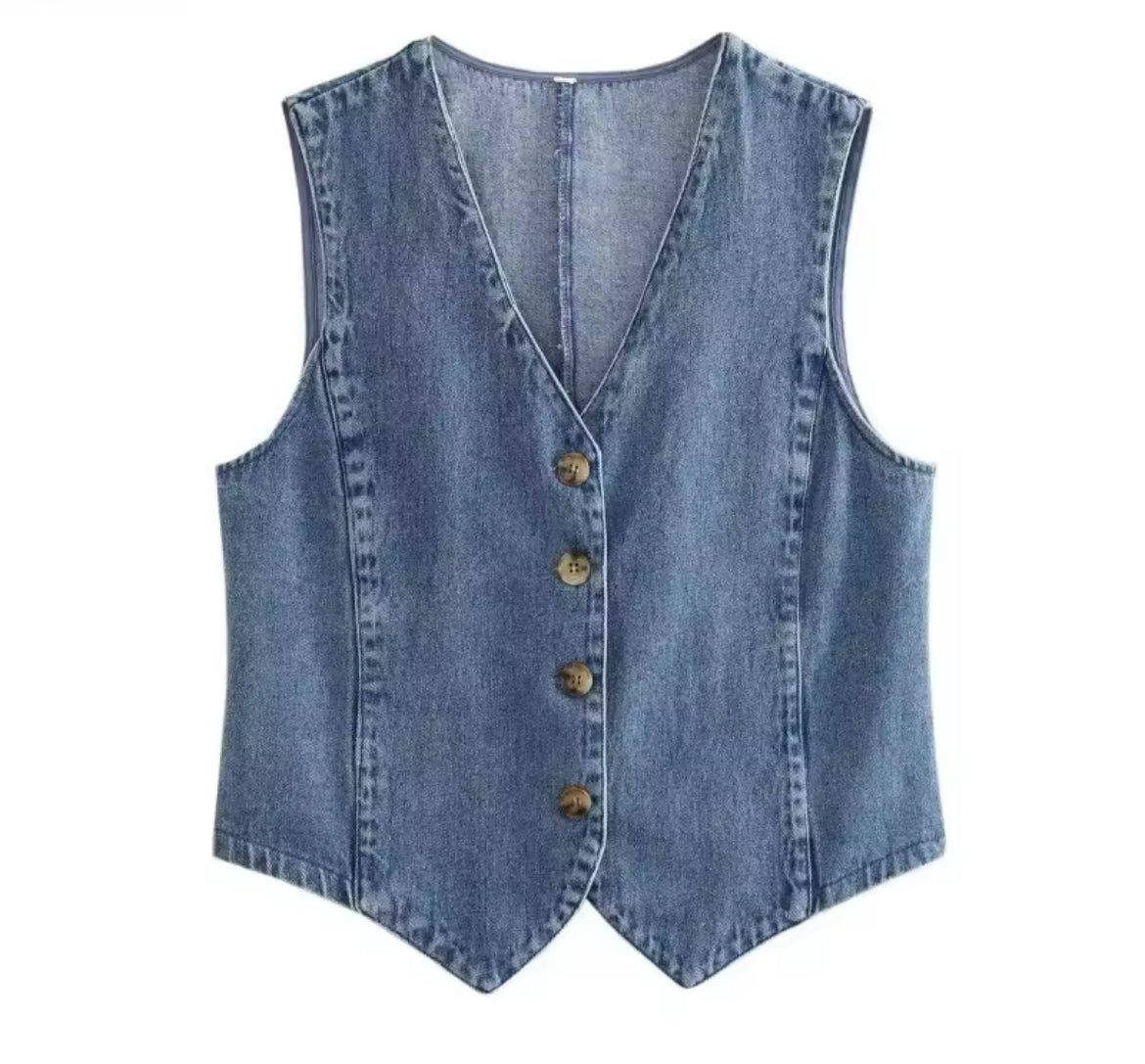 GILET EN JEAN À BOUTONS MÉTALLIQUES