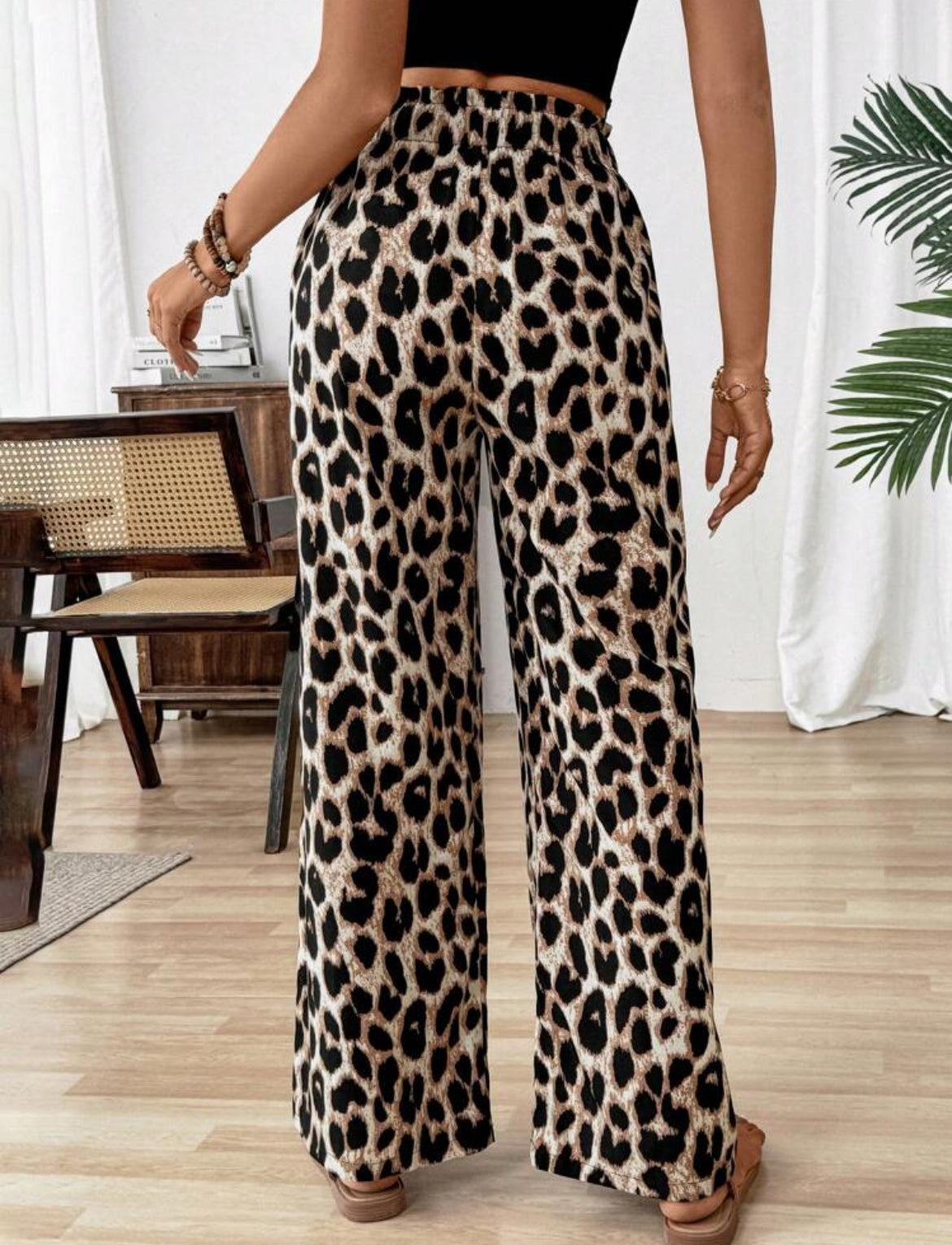 PANTALON LARGE IMPRIMÉ LÉOPARD