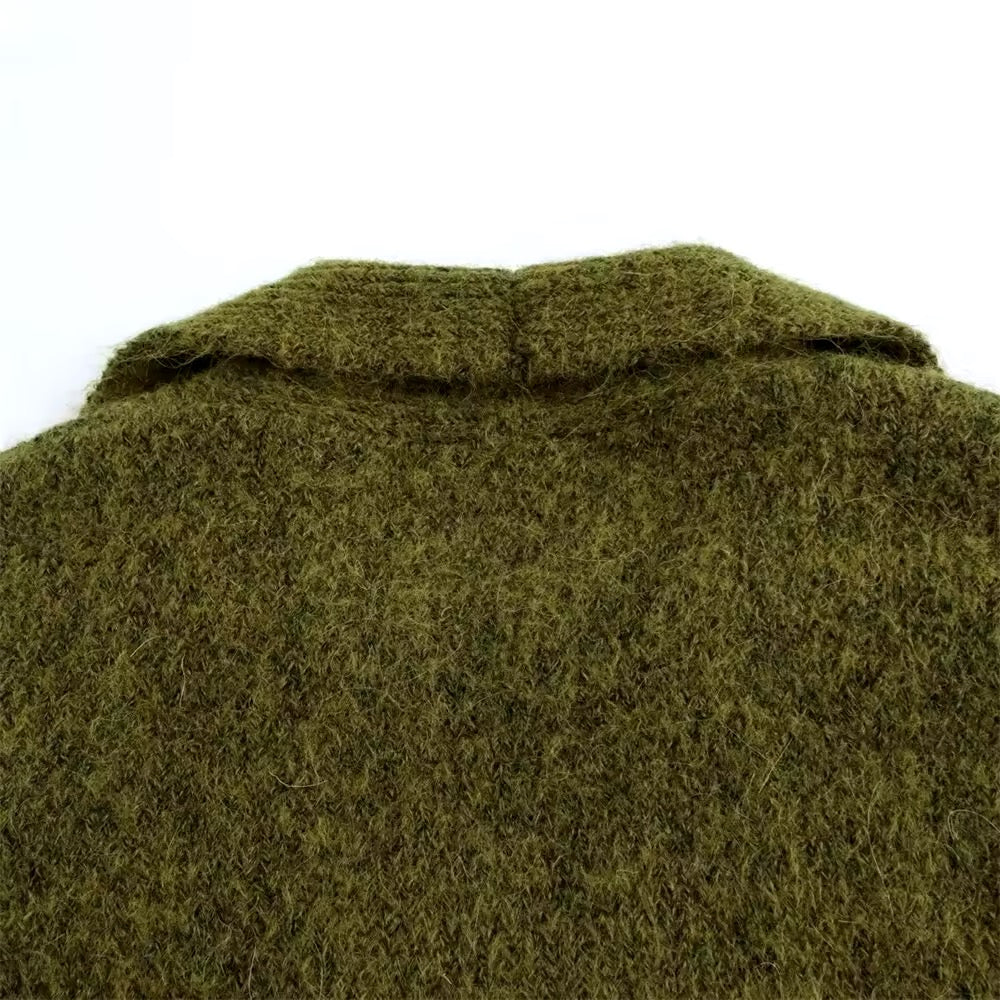 VESTE EN MAILLE ÉPAISSE À DOUBLE BOUTONNAGE