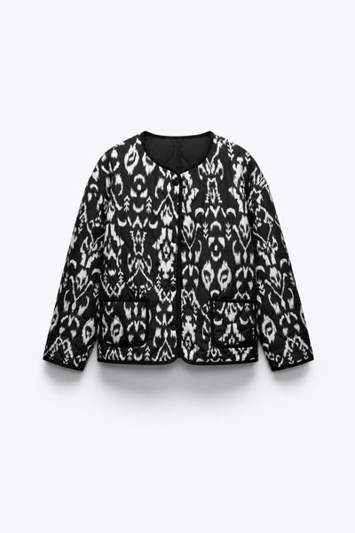 VESTE COURTE MATELASSÉE MOTIF IKAT
