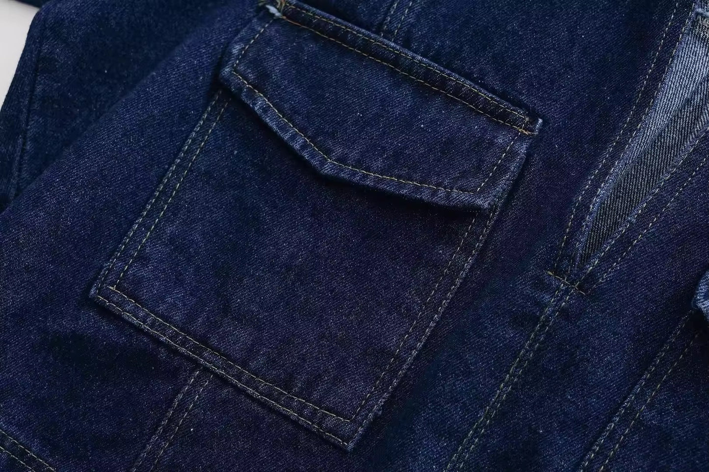 ENSEMBLE JUPE BLOUSE EN JEAN