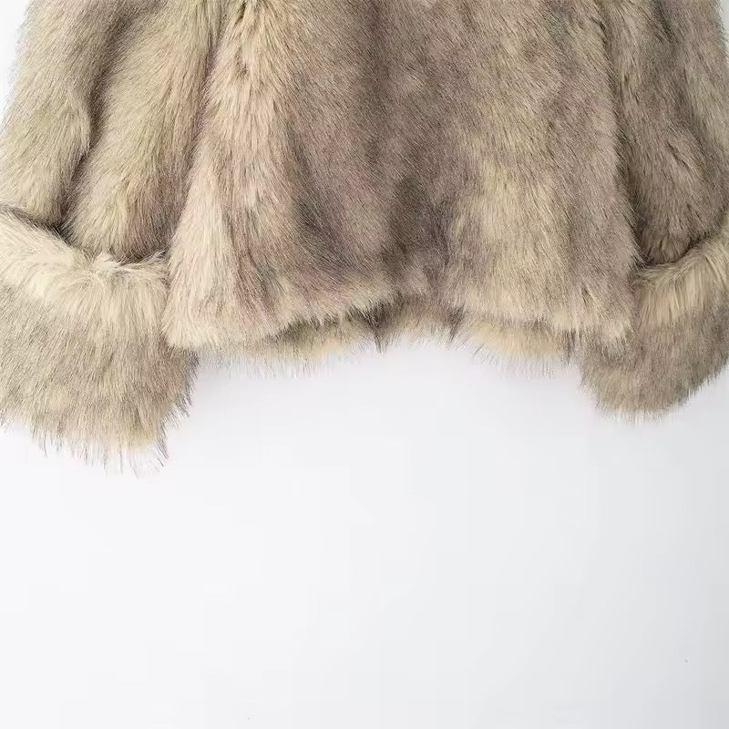 Piumino effetto pelliccia • Donna