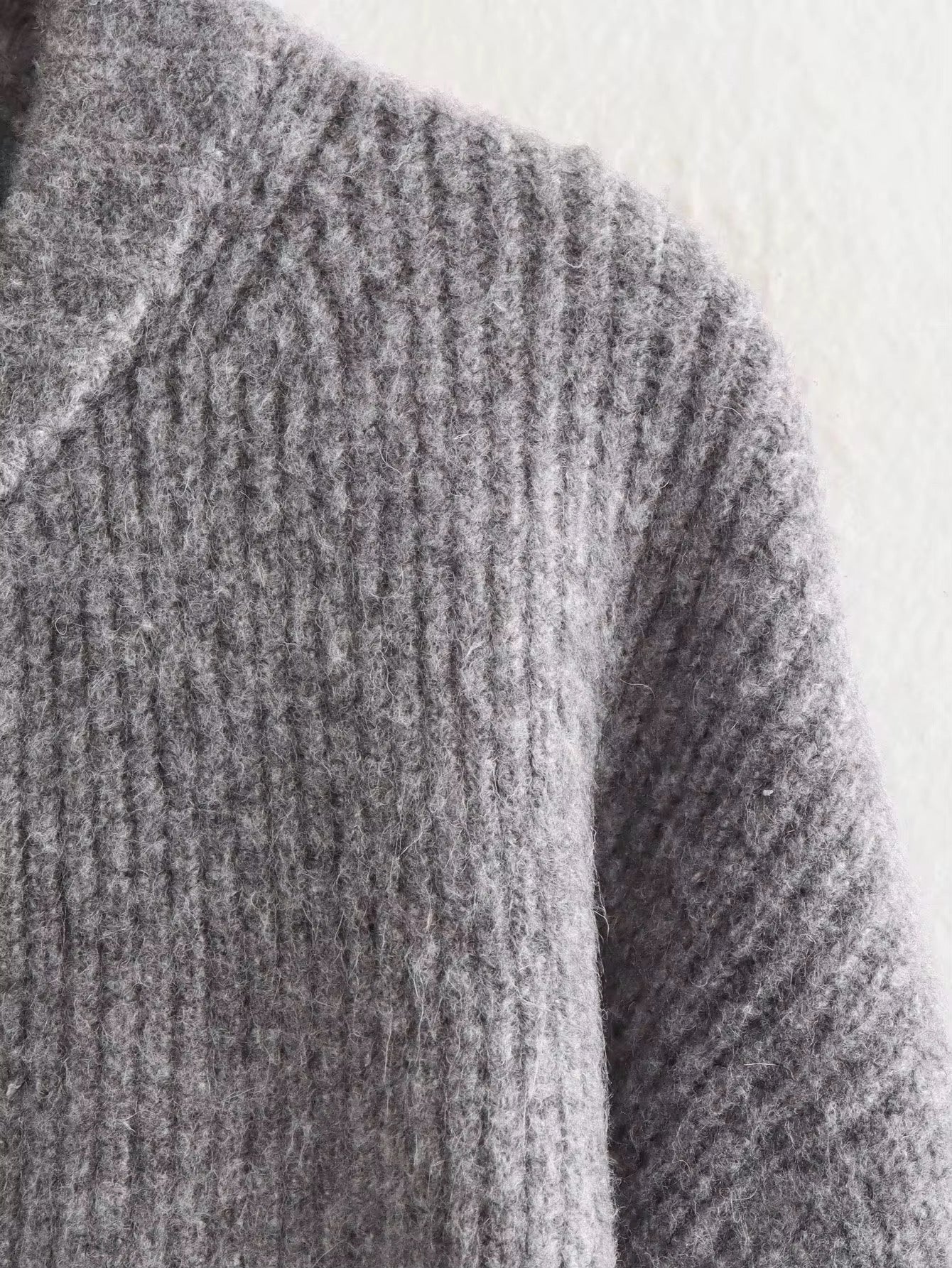 CARDIGAN ZIPPÉ EN MAILLE ÉPAISSE
