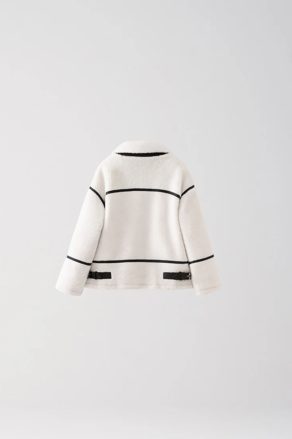 VESTE EFFET LAINE AVEC DÉTAILS CONTRASTÉS