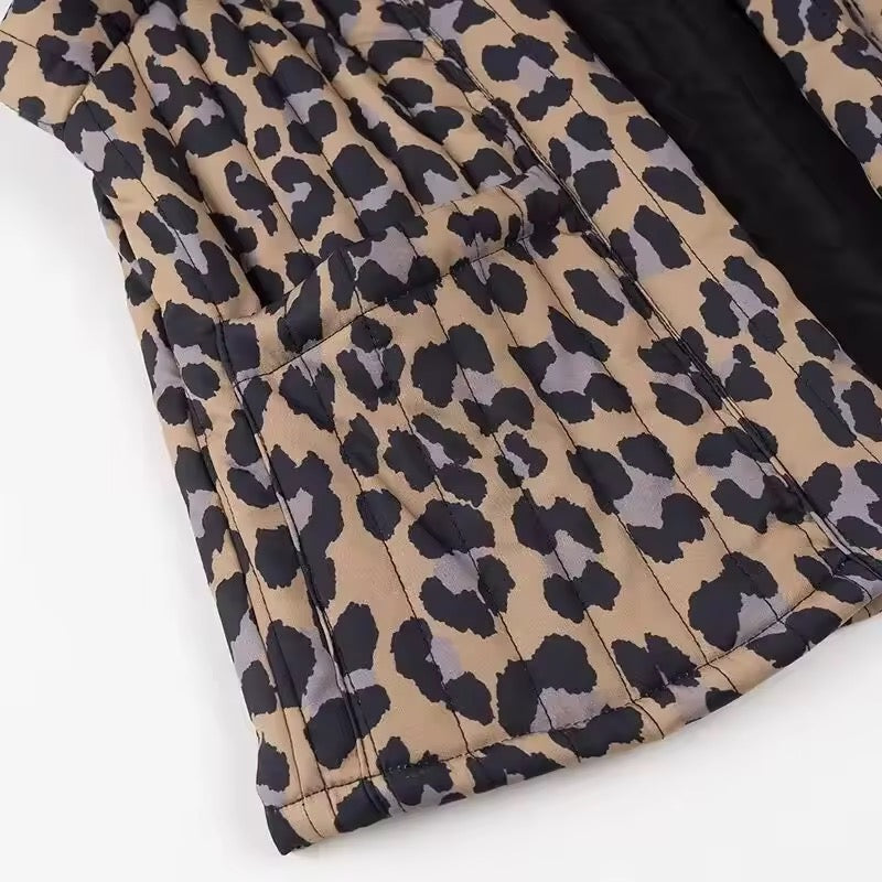 VESTE SANS MANCHES IMPRIMÉE LÉOPARD