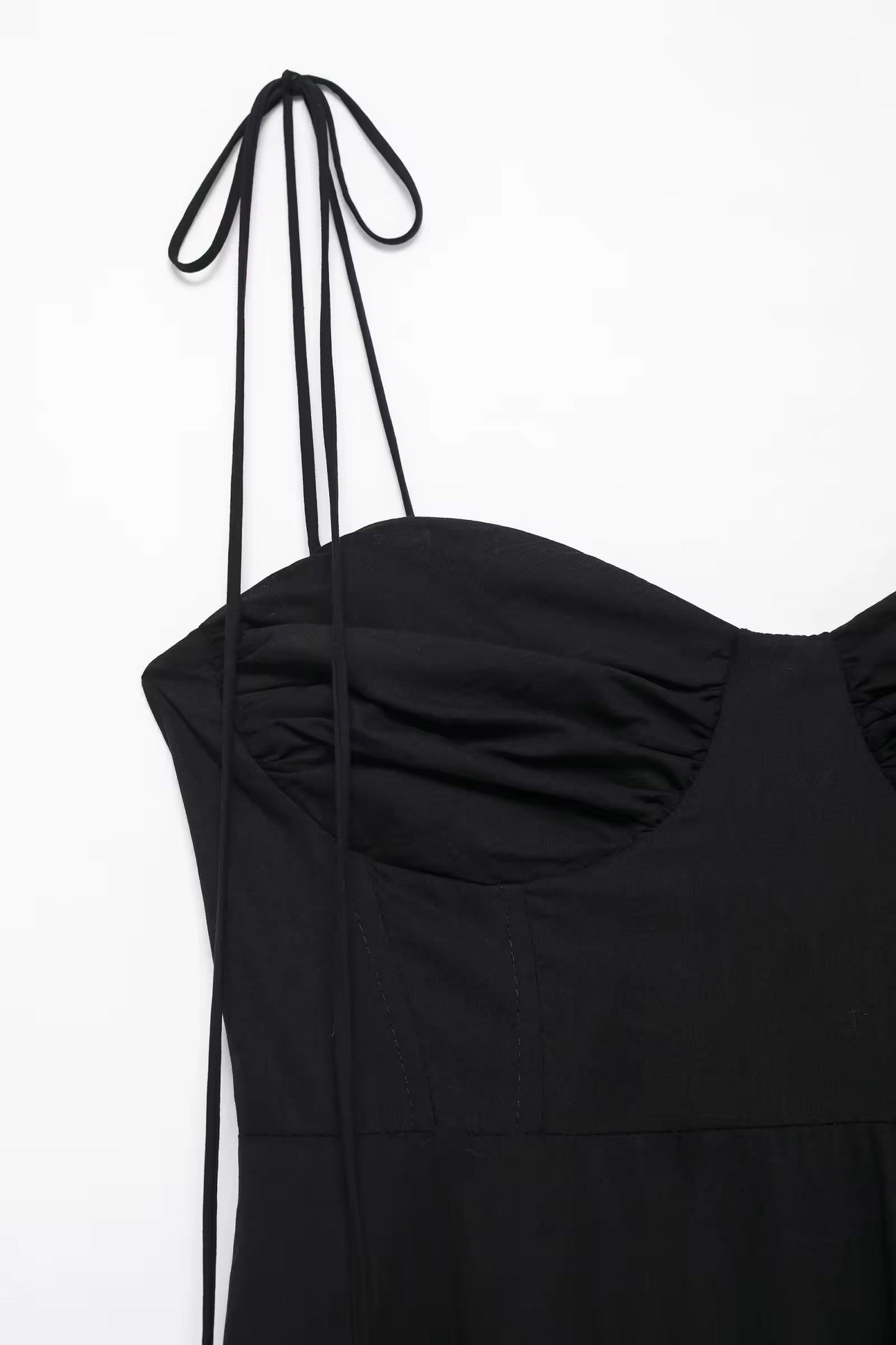 ROBE MI-LONGUE À BRETELLES