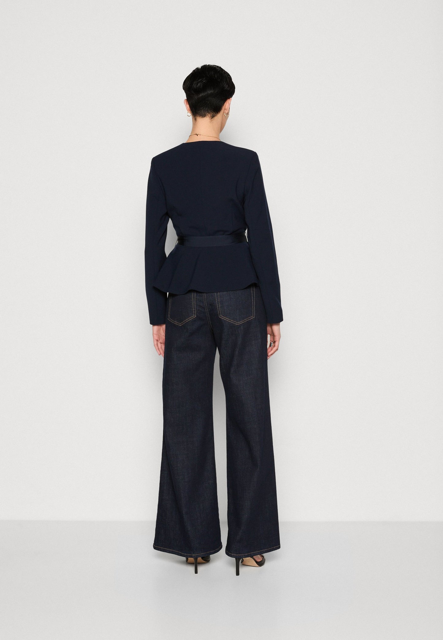 BLAZER CROISÉ À CEINTURE