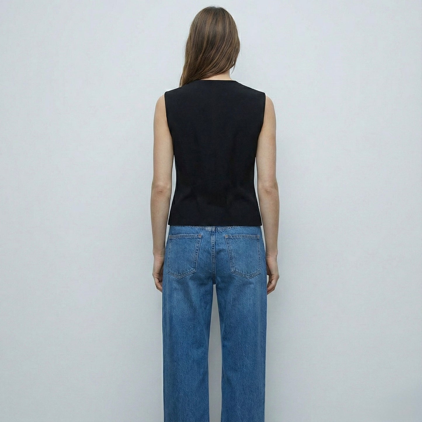 GILET À BOUTONNAGE ASYMÉTRIQUE