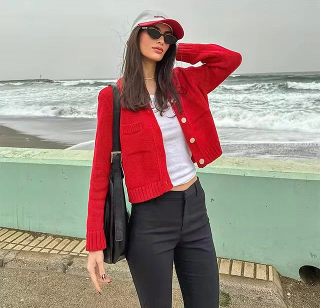 VESTE TRICOTÉE À BOUTON