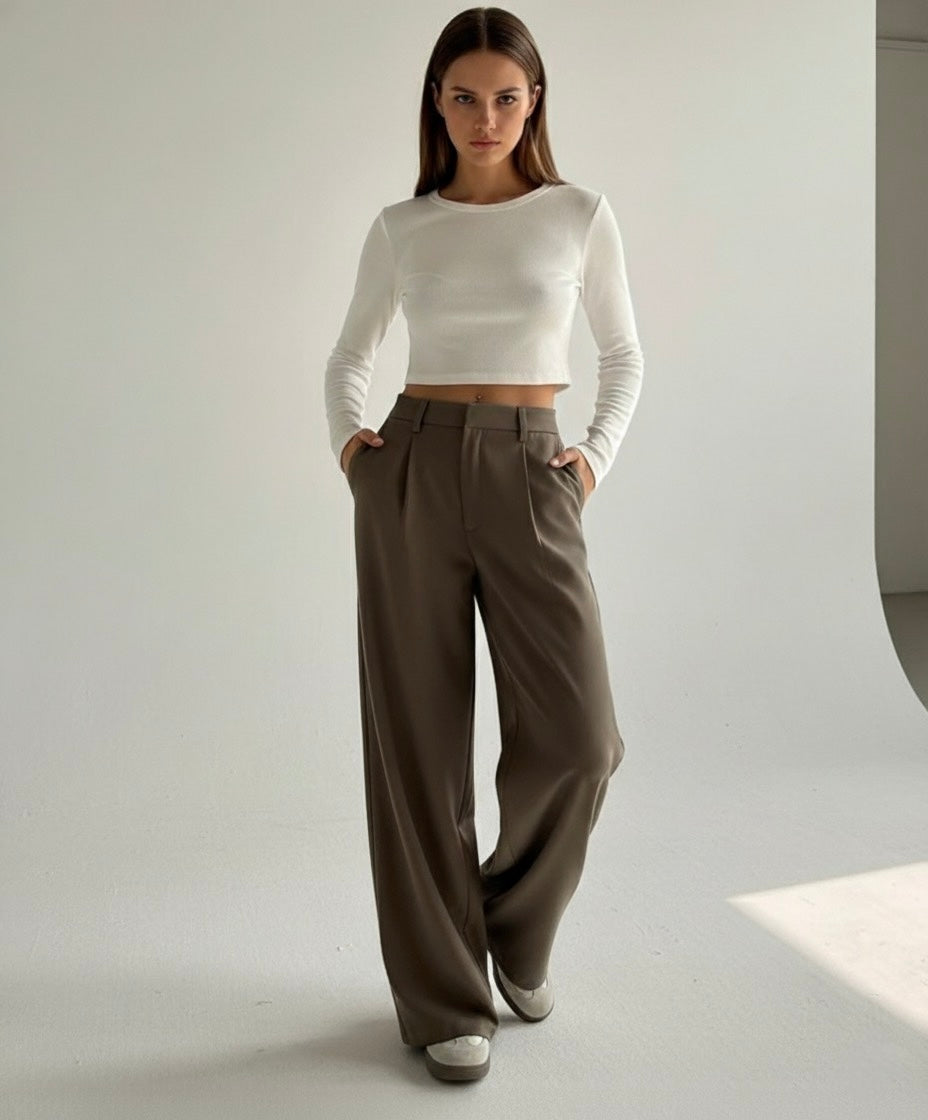PANTALON LARGE STRUCTURÉ À PINCES
