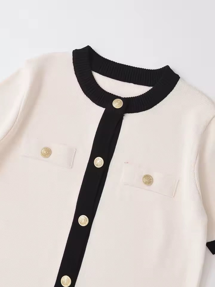 CARDIGAN CONTRASTÉ À BOUTONS DORÉS