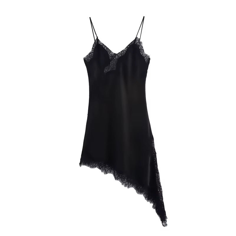 ROBE ASYMÉTRIQUE EN DENTELLE