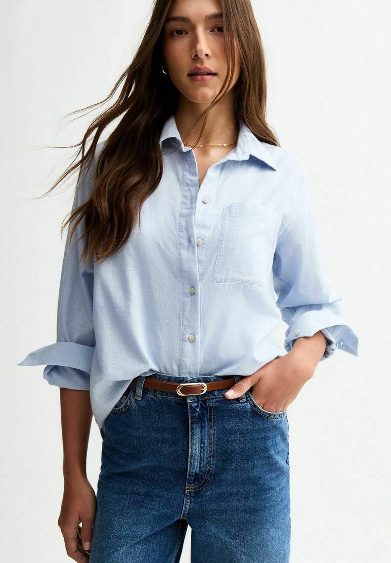 CHEMISES ET BLOUSES
