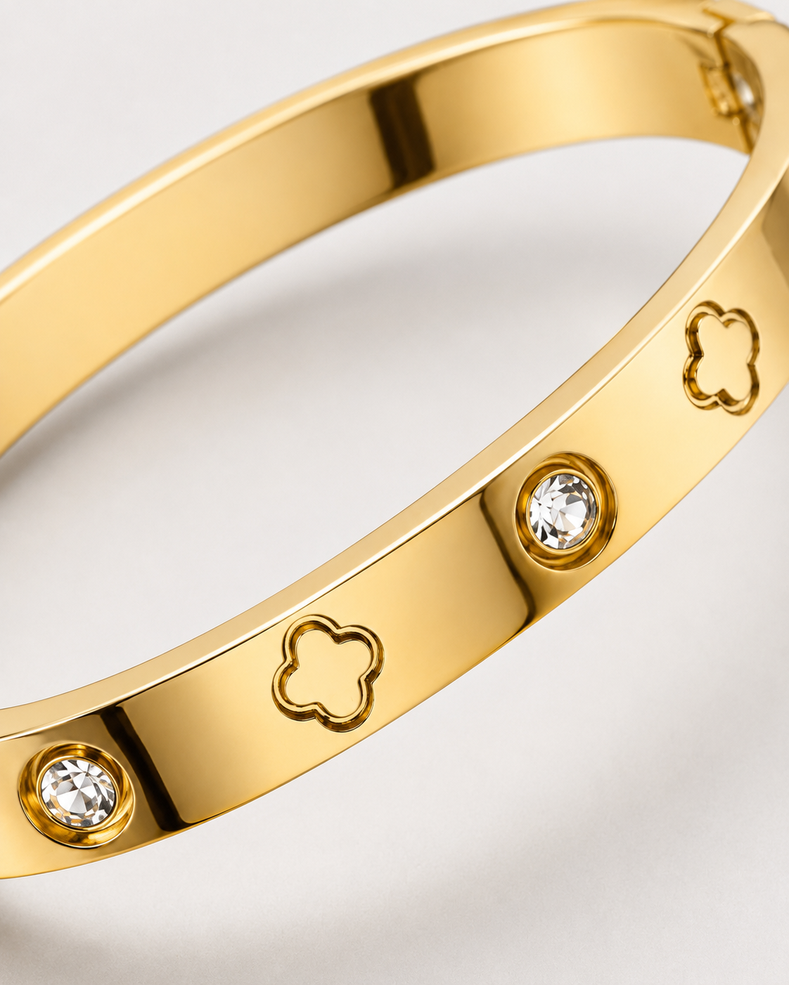 BRACELET JONC TRÈFLES ET CRISTAUX