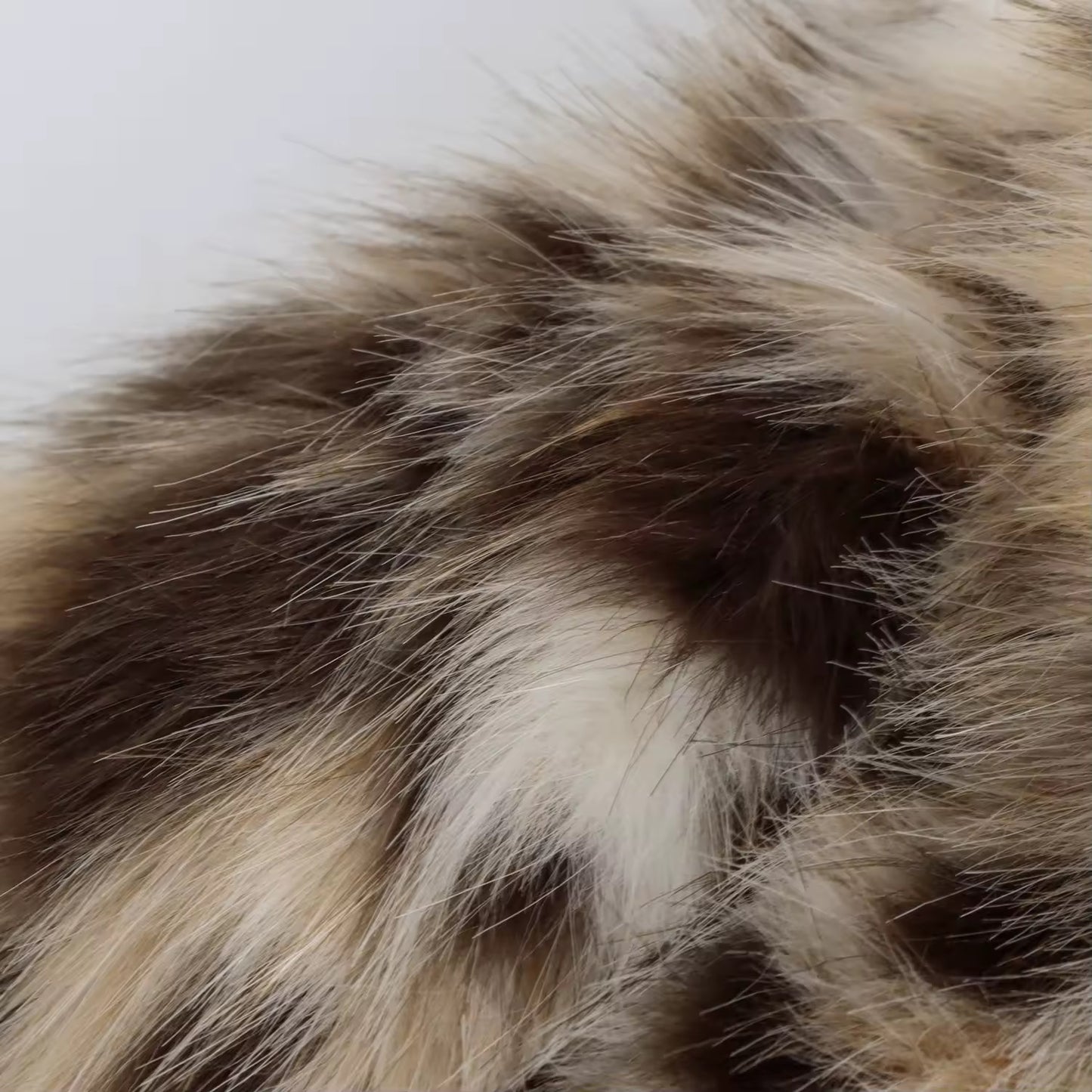VESTE EN EFFET FOURRURE IMPRIMÉE LÉOPARD