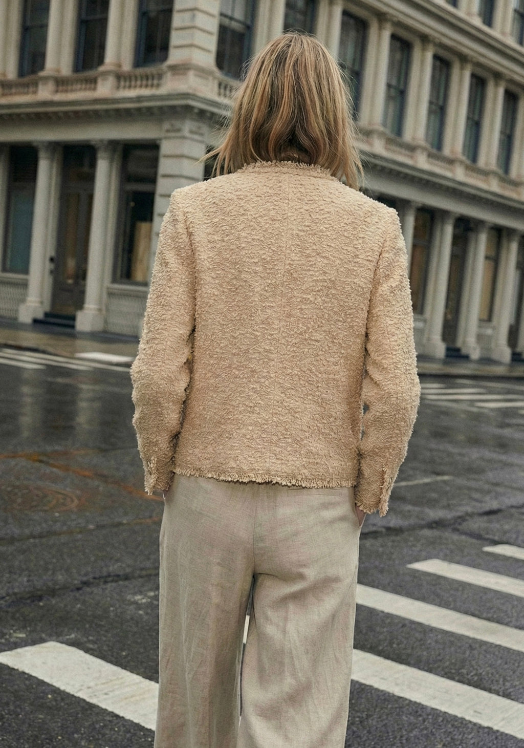 Giacca con cuciture abbottonate • Donna