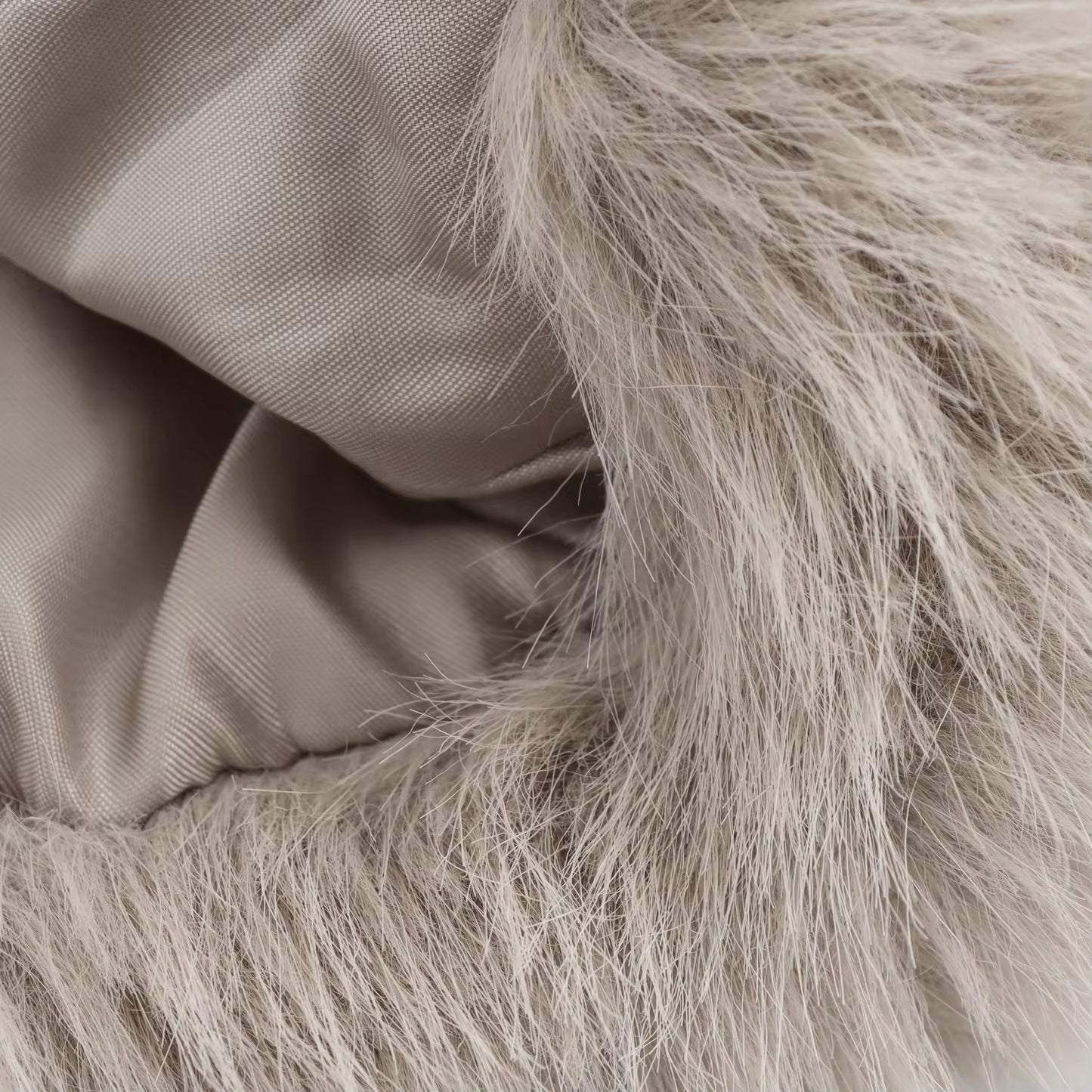 GILET SANS MANCHES EFFET FOURRURE