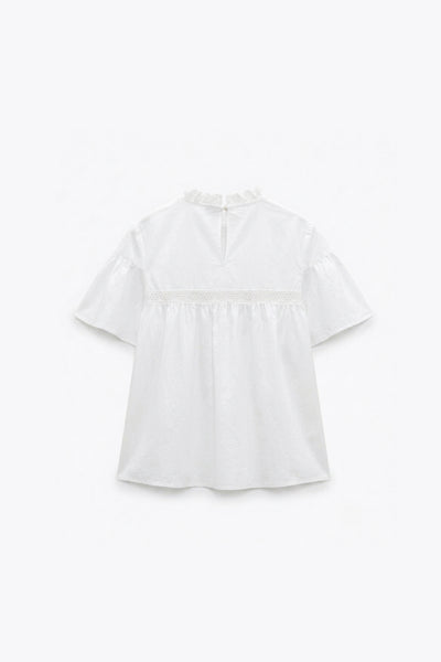 BLOUSE COURTE COL VOLANT BRODÉ
