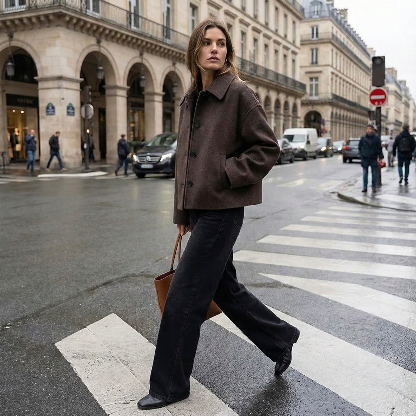 Giacca con bottoni • Donna 