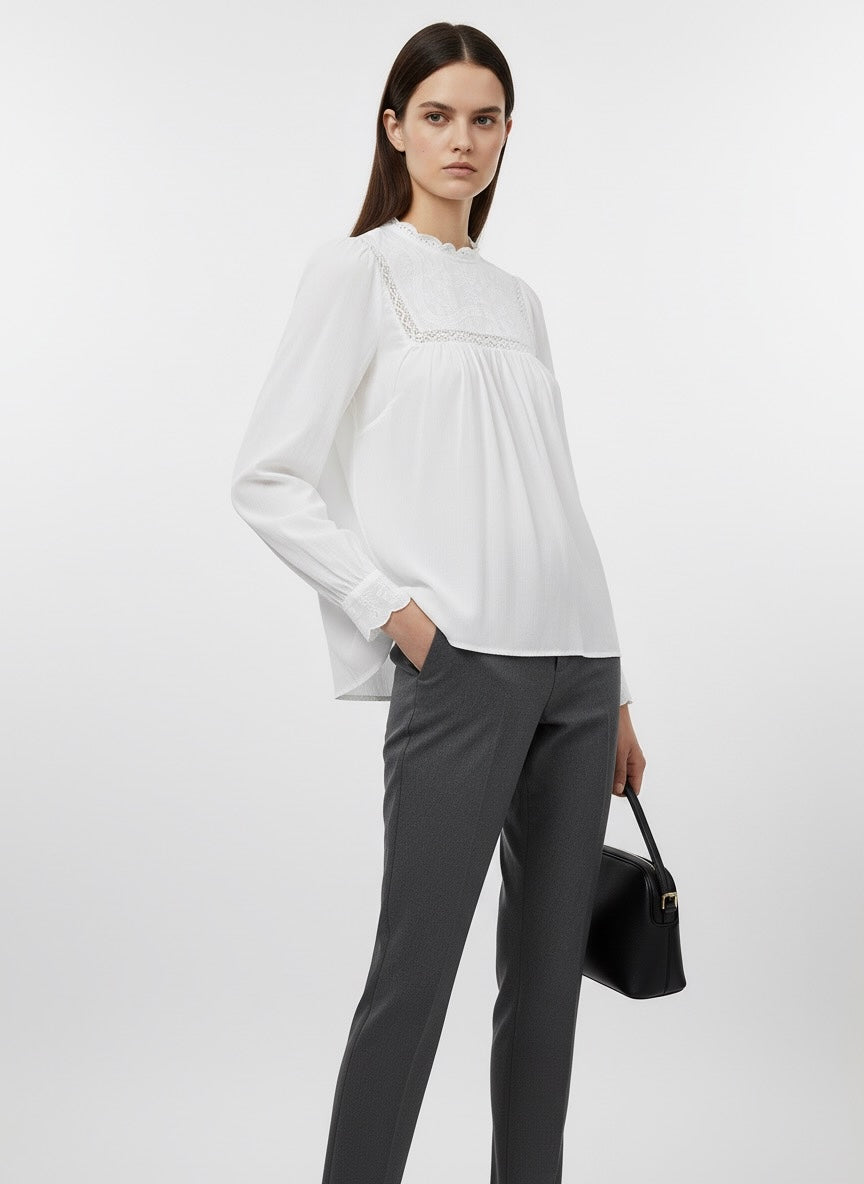 BLOUSE LÉGÈRE EN DENTELLE