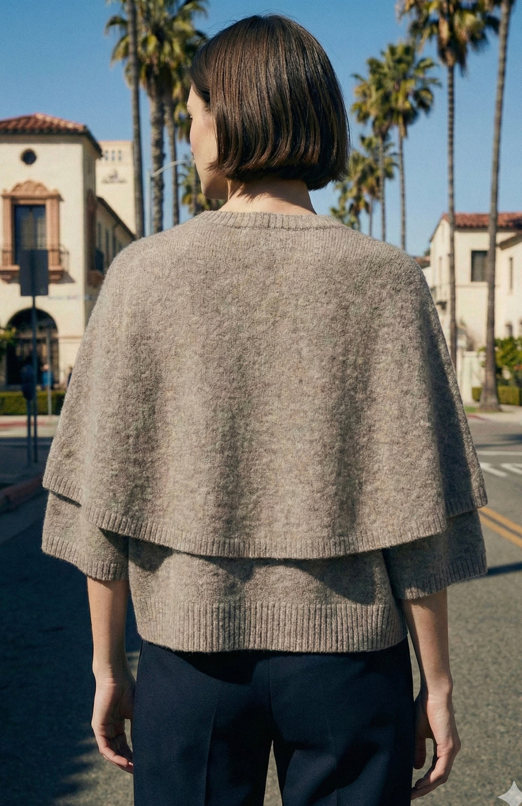 PONCHO CARDIGAN IN MAGLIA