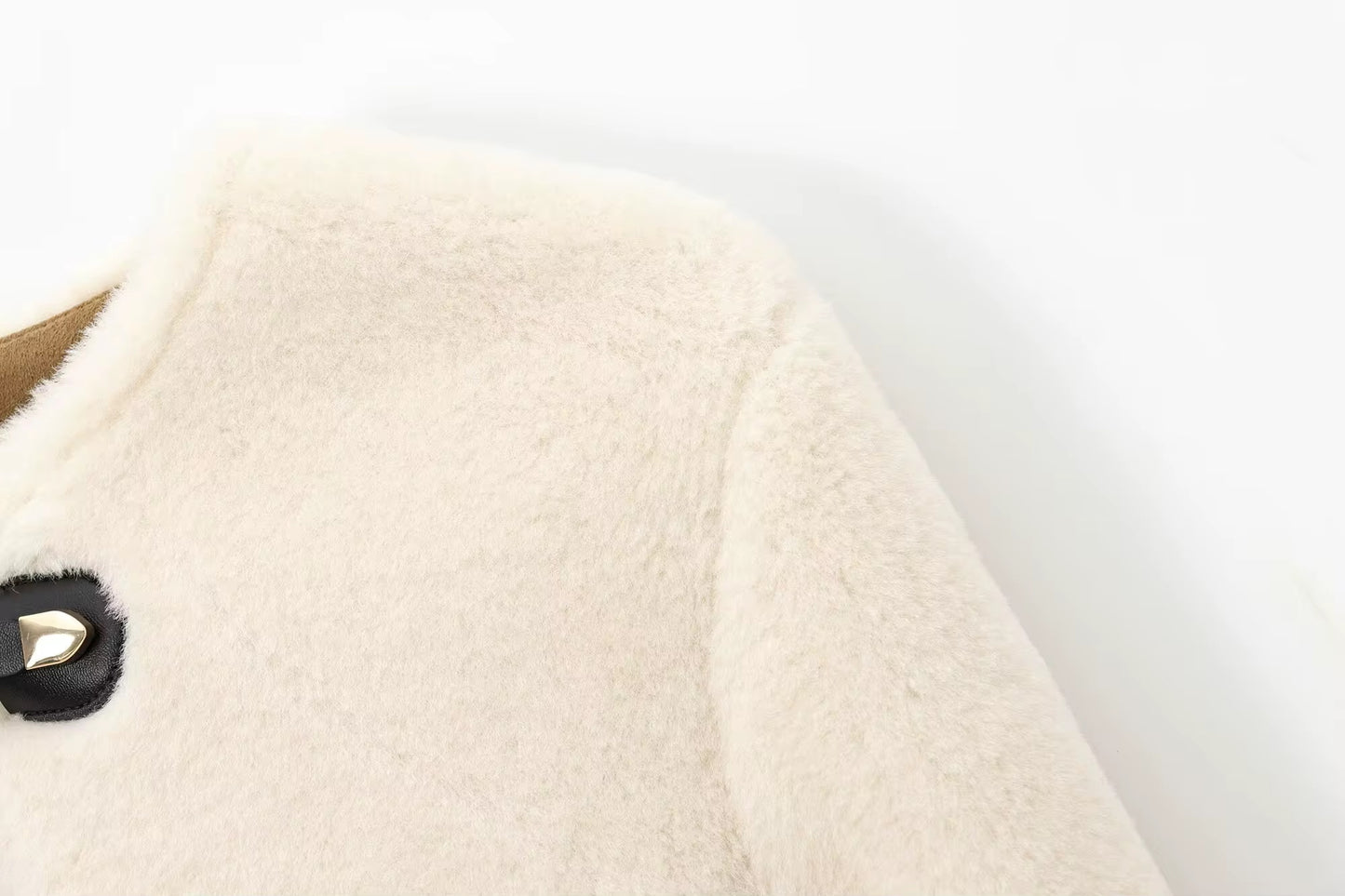 Giacca effetto pelliccia • Donna