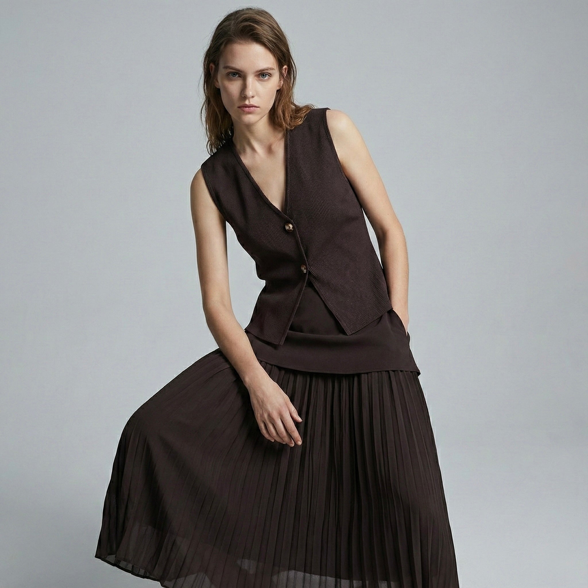 ENSEMBLE JUPE PLISSÉ ET GILET