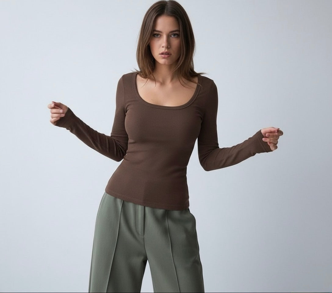 TOP DÉCOLLETÉ ARRONDI TEXTURÉ