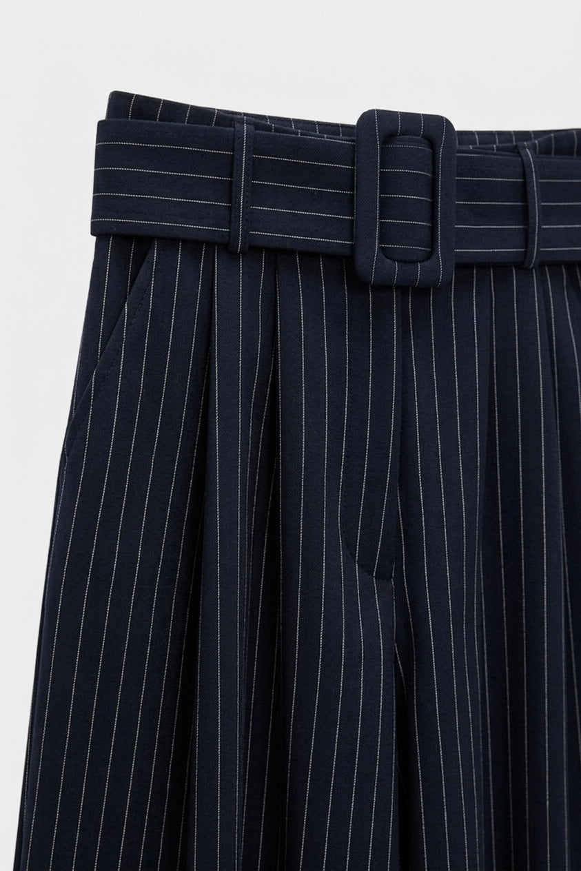 PANTALON RAYÉ AVEC CEINTURE