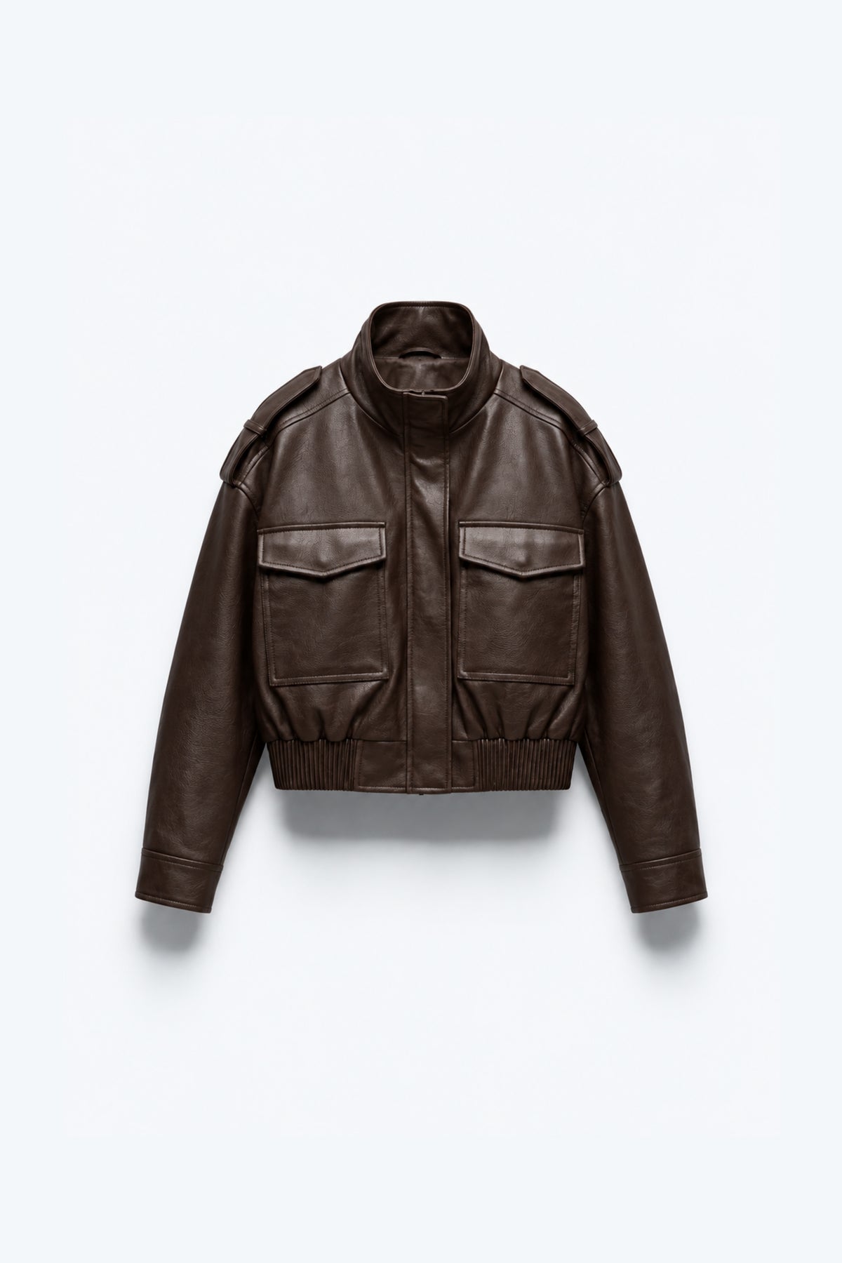 BLOUSON COURT À POCHES PLAQUÉES
