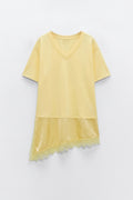 T-SHIRT ASYMÉTRIQUE AVEC DENTELLE