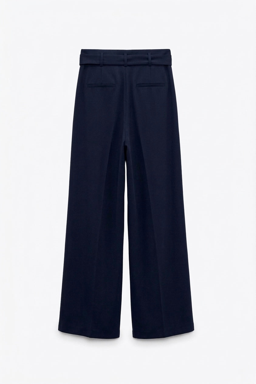 PANTALON FLUIDE AVEC NOEUD