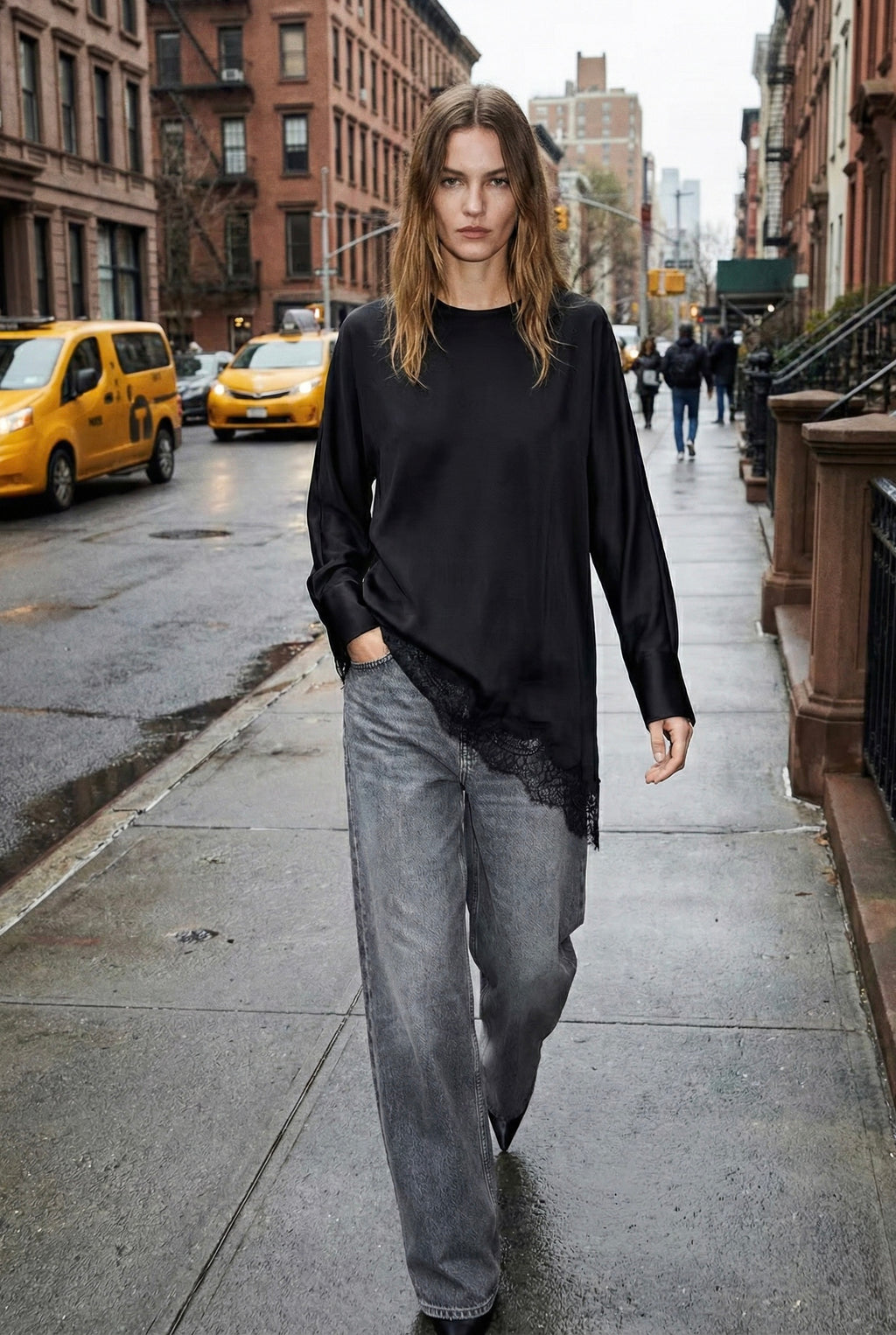 BLOUSE LONGUE À FINITION DENTELLE