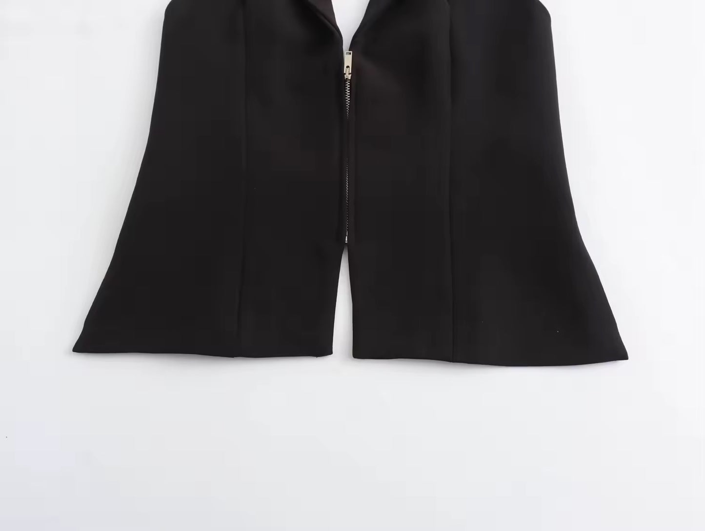 TOP ZIPPÉ DOS NU