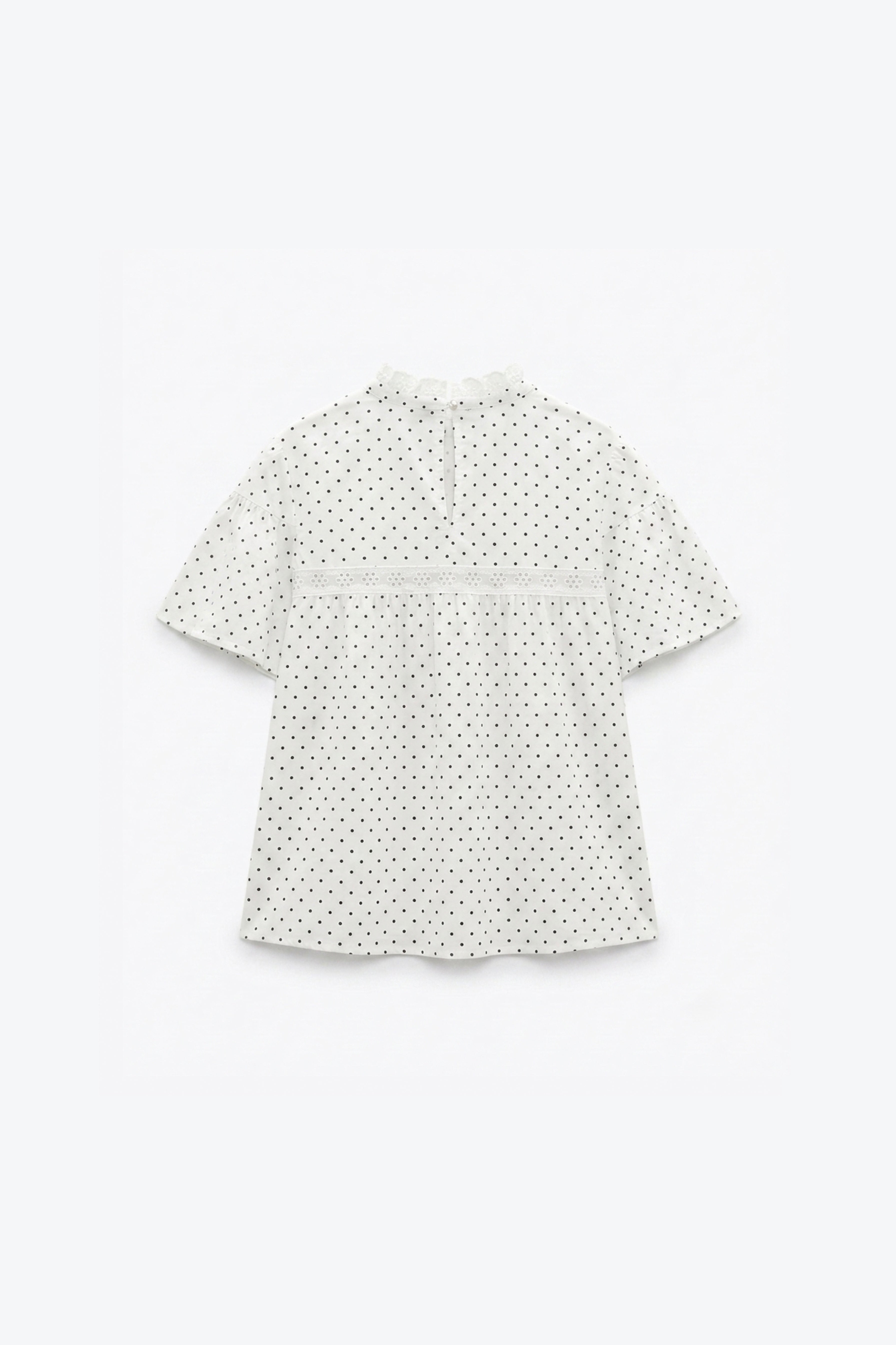 BLOUSE COURTE MANCHES BOUFFANTES
